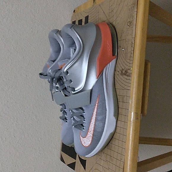 Kevin Durant's - Picture 2 of 6